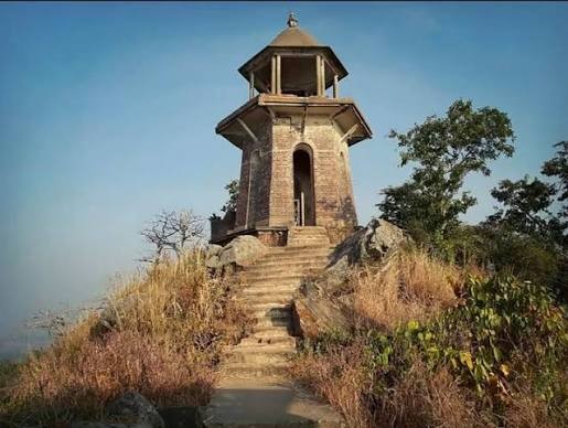 Hazaribagh Canary Hill — forested viewpoint with watchtower overlooking the Chotanagpur Plateau, Jharkhand
