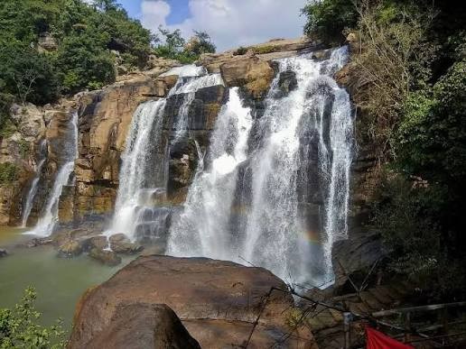 Hundru Falls — 98 metre waterfall on the Subarnarekha River near Ranchi, Jharkhand