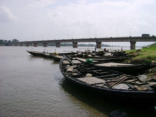 Bermo Damodar River Ghats — stone bathing ghats on the Damodar River in Bokaro district coal belt, Jharkhand